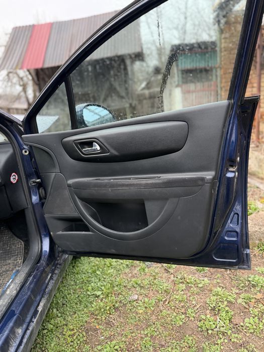 Dezmembrez citroien c 4