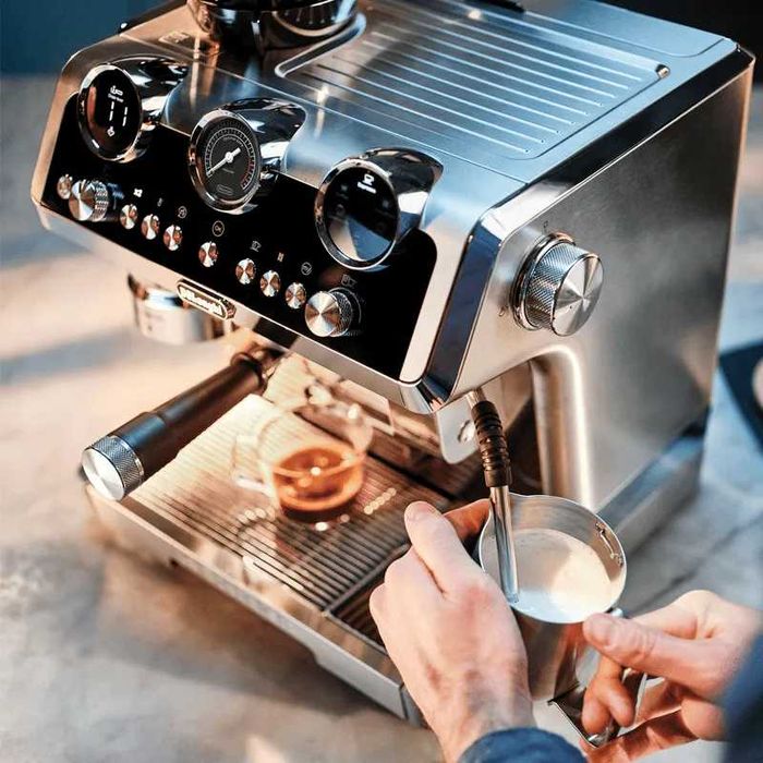 DeLonghi Кофеварка и Кофемашина EC9865.M La Specialista Maestro