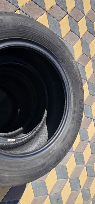 Anvelope 225 55 16 95w Goodyear efficient grip
