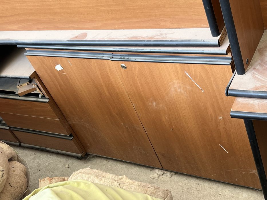 Тумбы и шкатулки