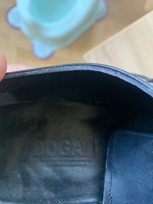 Pantofi de piele eleganti