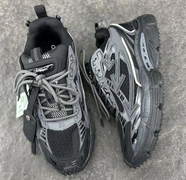 Off-White "Be Right Back