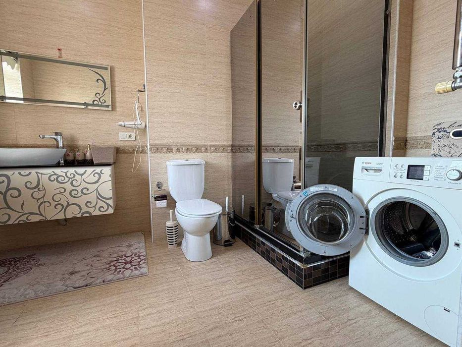 ПРОДАЕТСЯ 4/7/7 на: Т.Шевченко  Мирабадский район