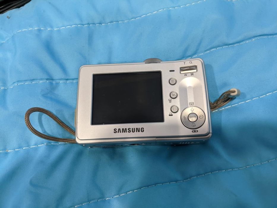 Дигитална видеокамера Samsung S730