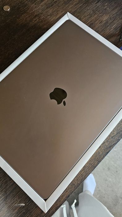 MacBook Pro 16 M1 PRO (2021)  512GB ca nou