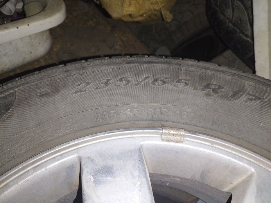 Шины с дисками оригинал от KIA Sorrento