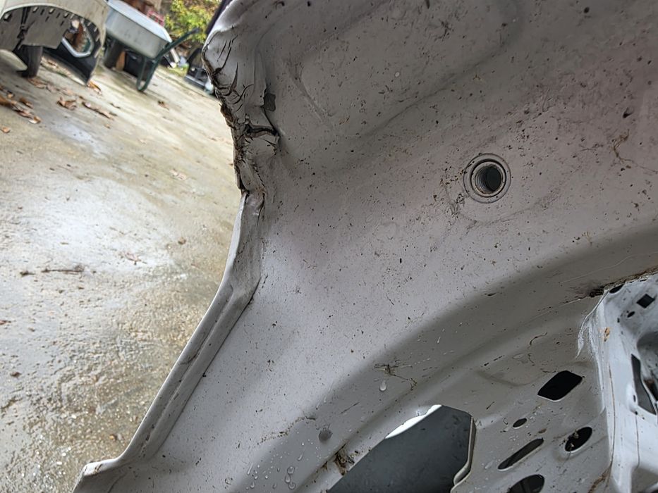 Bmw x1 f48 2020 заден капак багажник врата