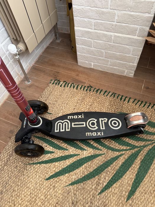 Trotineta Maxi Micro , roz