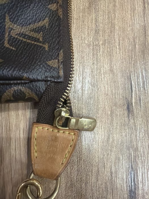 Оригинална чанта Louis Vuitton Pochette Accessoires Monogram (2016)