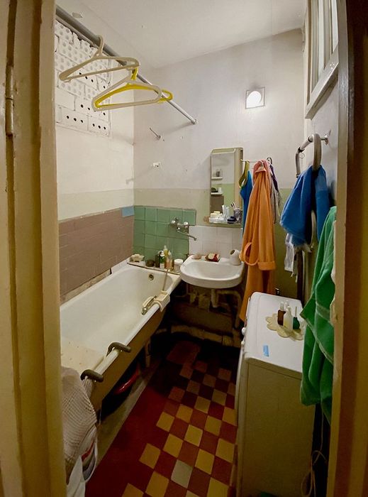 Продается 2х комнатная квартира, кирпич, 3 этаж, Чиланзар 6, Катартал