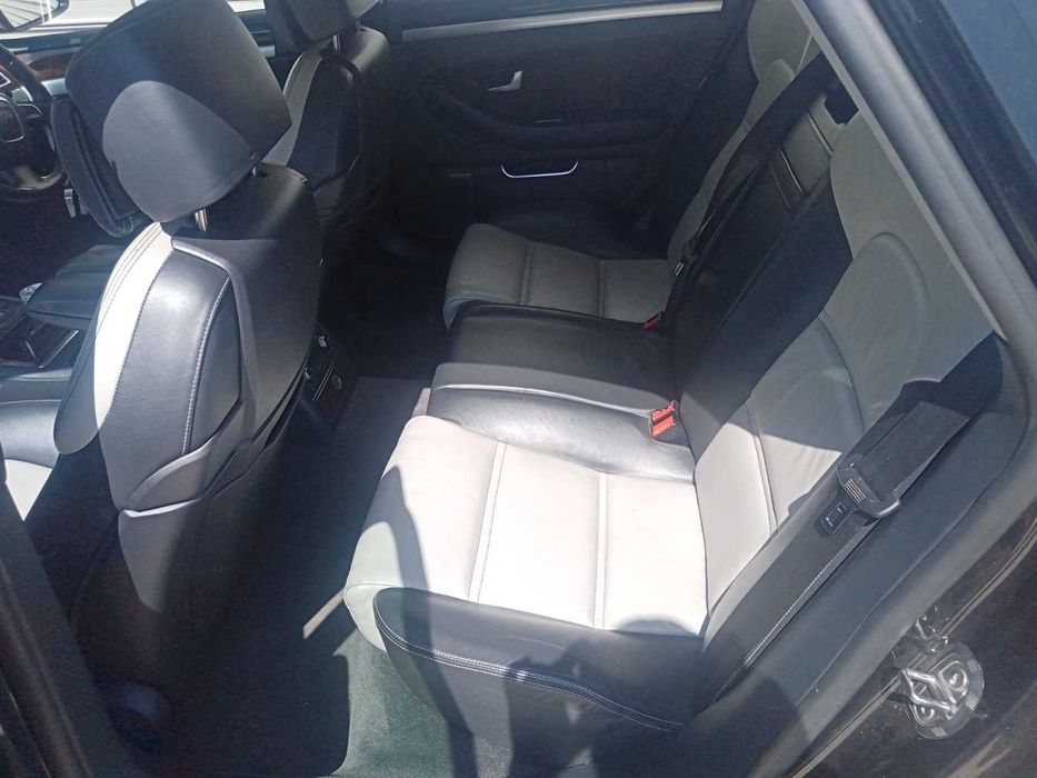 Audi A8 D3 3.0TDI S-line 2008година - на части