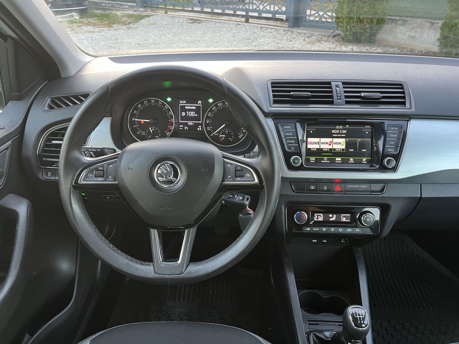 SKODA Fabia 2015 — imagine 4