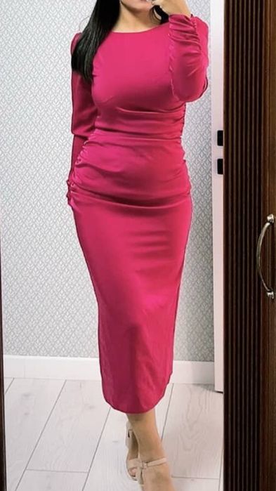 Платье вечернее атлас