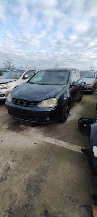 Dezmembrez VW Golf 5