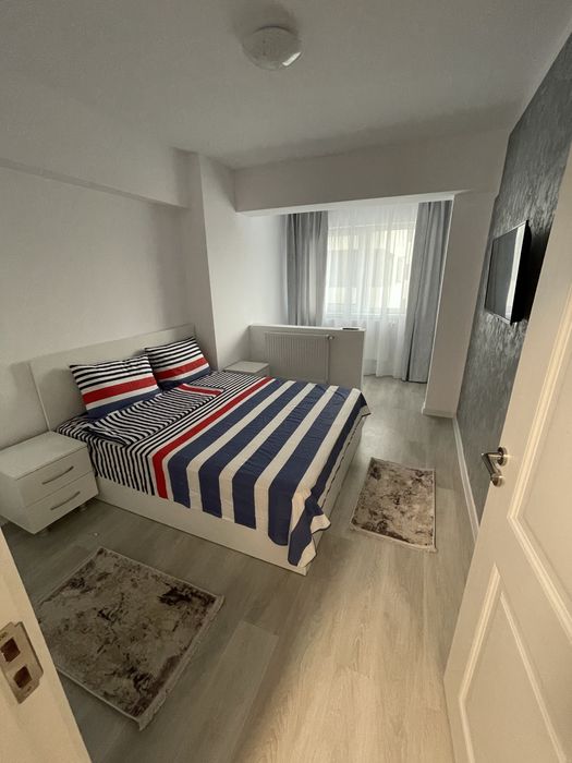 Inchiriez apartament 3 camere complex Crystal Residence Rediu