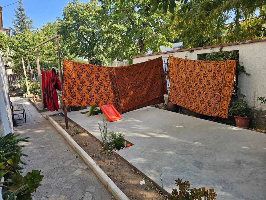 Черги, килими, покривала