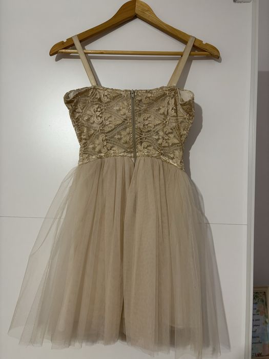 Rochie de banchet clasa a 8-a