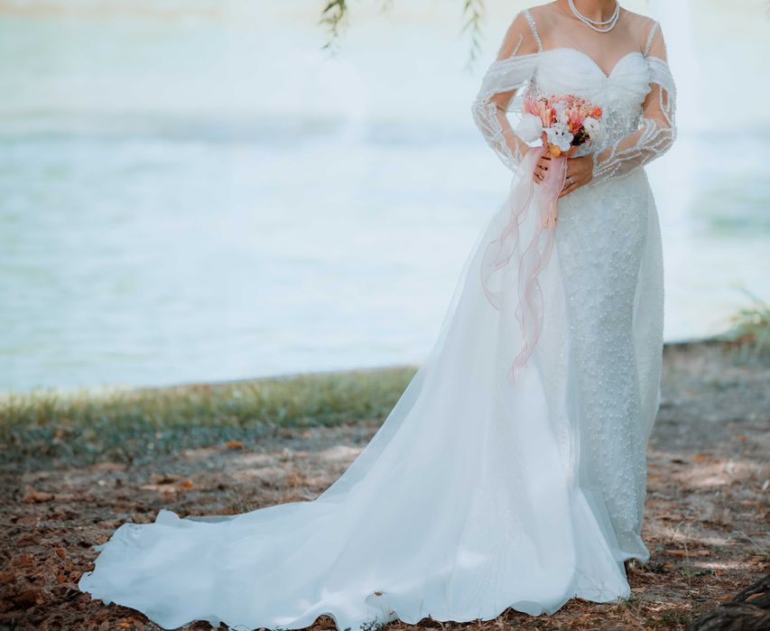 Булчинска рокля , Бяла булчинска рокля