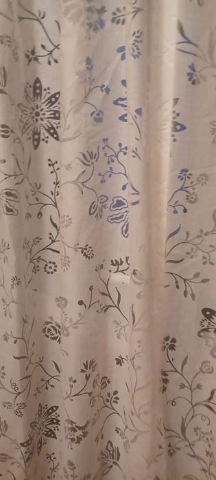 Perdea                .