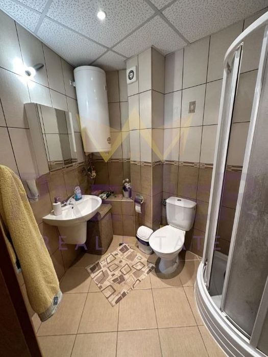 Дава се под наем Двустаен апартамент в Варна, м-т Св. Никола - 70 кв.м за 448.8 € - Снимка #6