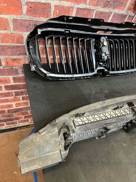 Set grila activă BMW SERIA 7 G11
