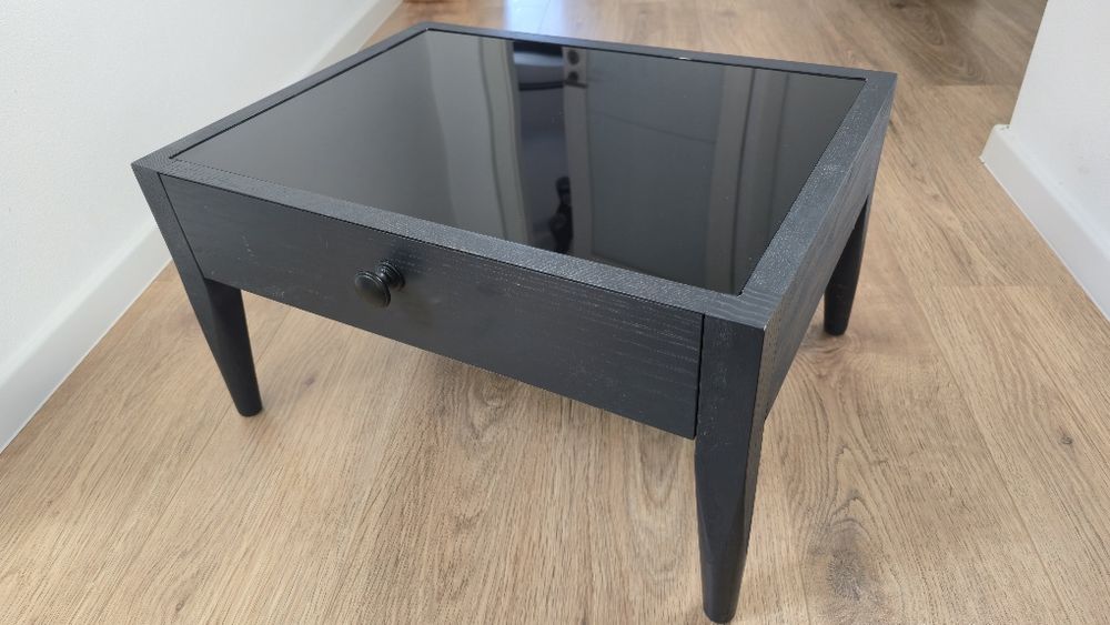 Noptiere lemn și sticla