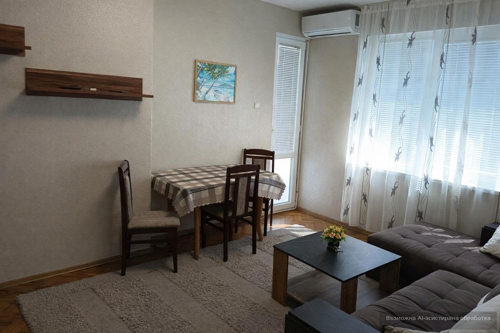 Двустаен апартамент  в гр.Варна, Зимно кино Тракия!