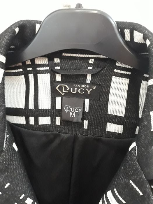 Елегантно сако на луци