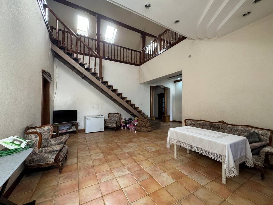 Участок 8 соток Ориентир метро Минор ЖК Казахстан 3 уровня 500м2 КС