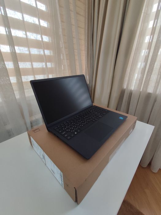 Ноутбук DELL новый!
