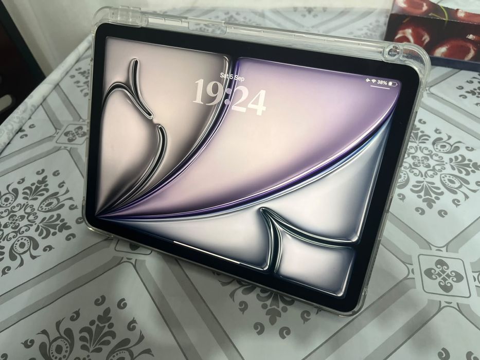 iPad Air 11 M3  128гб 2025