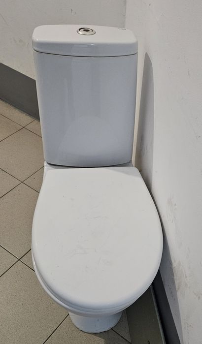 Унитаз, бачок, полный комплект