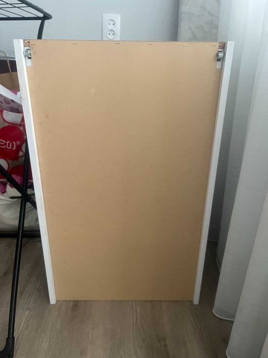 Продается шкаф в ванную комнату