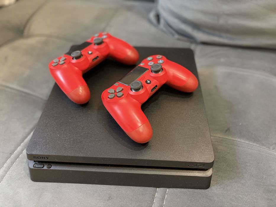 Sony Playstation 4 Slim