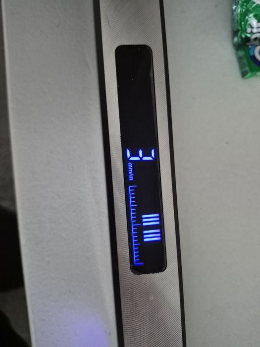 Nivela digitala noua