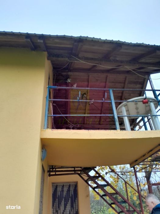 Barcanesti (Il) - Se Vinde Casa + Teren 16K Mp