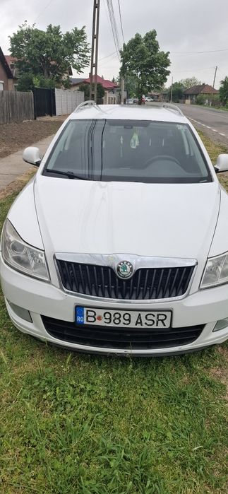 SKODA Octavia 2012 — imagine 2