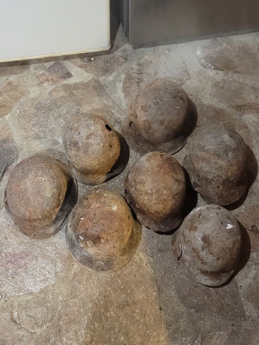 Стар военен шлем