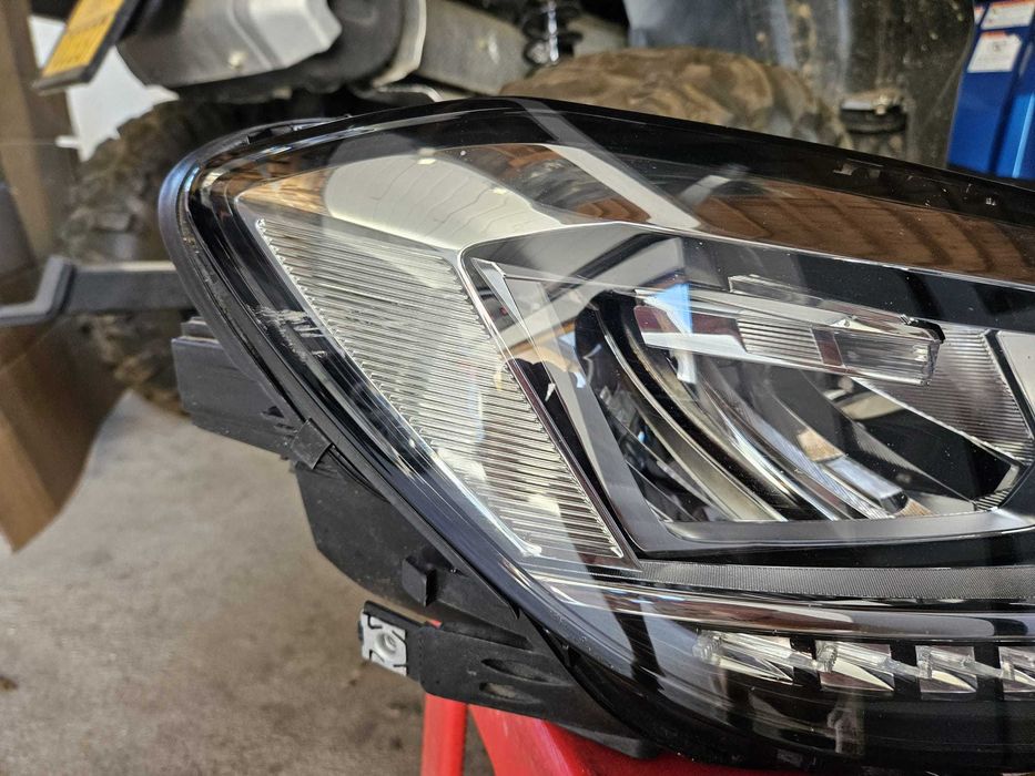 Vand far dreapta Vw Touran 2019-2020