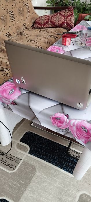 Ноутбук  HP     PAVILION dv7 18