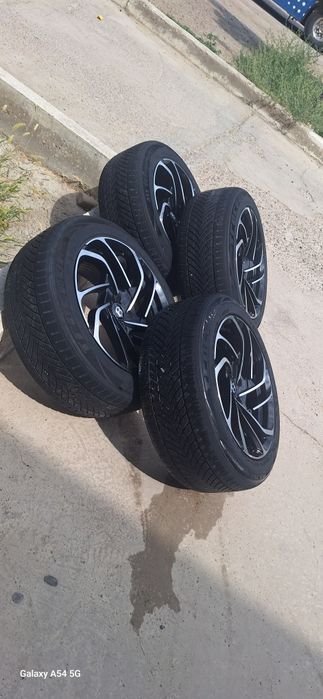 R17 Cobalt 215 55