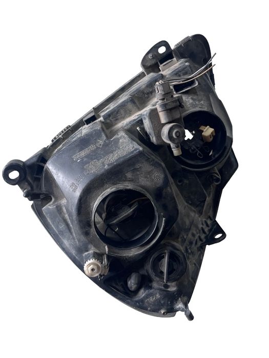 Far Dreapta Fata Renault Clio Ii Bb0/1/2_, Cb0/1/2_ 1998 -> 8200369608