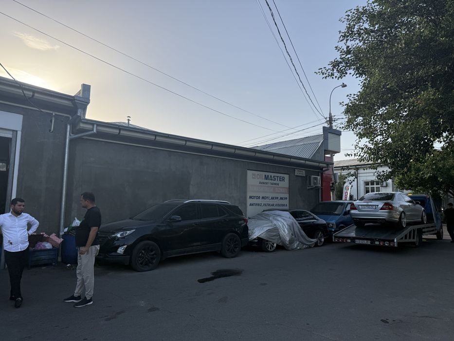Автосервис сотилади ипакчилик кочада