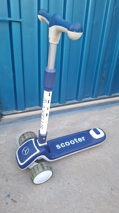 Самокат, с музыкой, колёса светятся