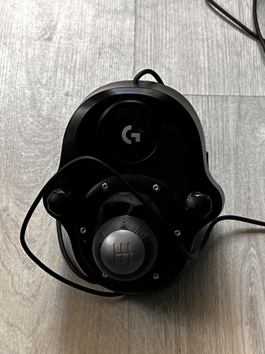 Продавам Logitech G29