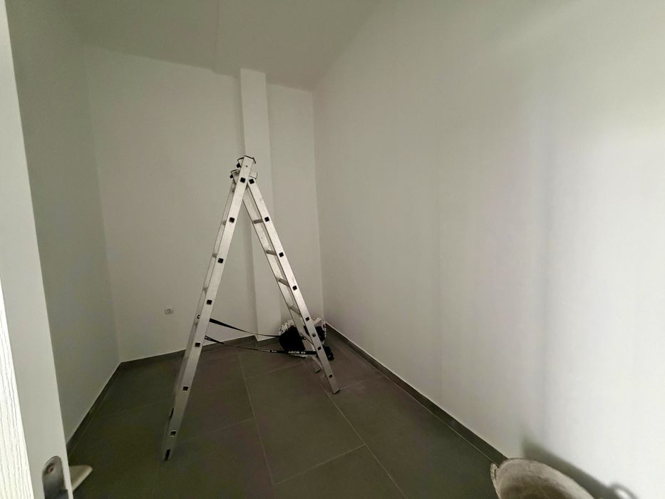 Дава се под наем Магазин в Търговище, Боровец - 70 кв.м за 498.27 € - Снимка #3