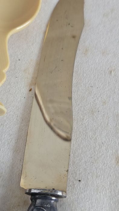 Сребърни прибори за сервиране