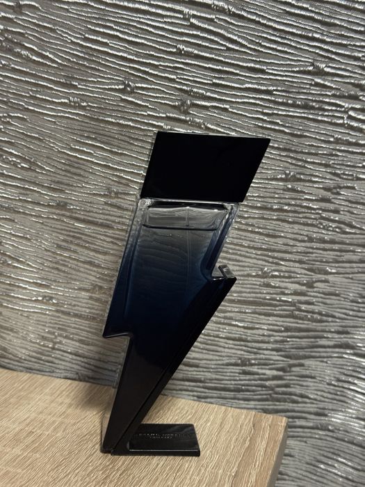 Продаю парфюм Bad Boy Cobalt Eau de Parfum Electrique 50ml