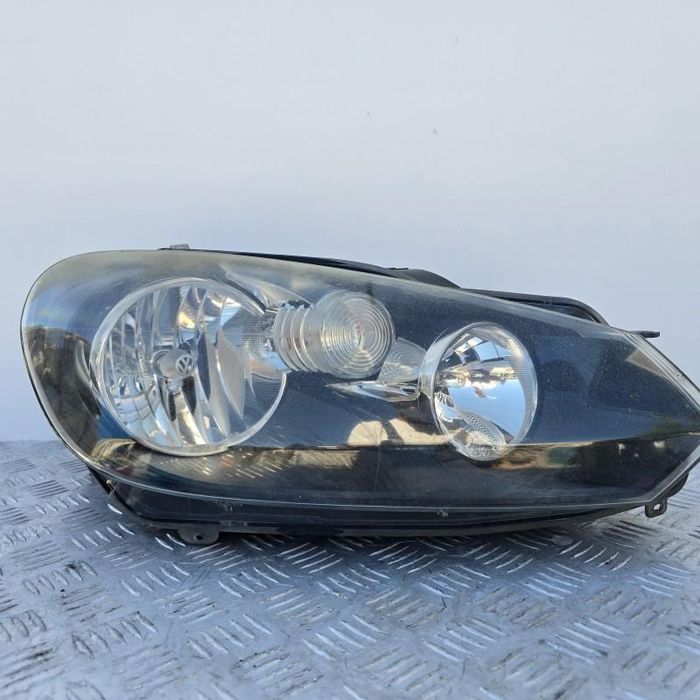 Far dreapta cu halogen Volkswagen Golf 6
