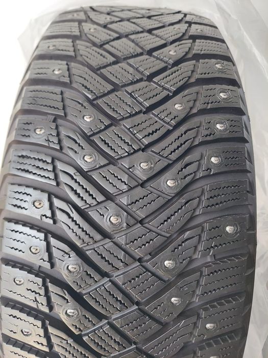 Шины  Goodyear 215/55/17